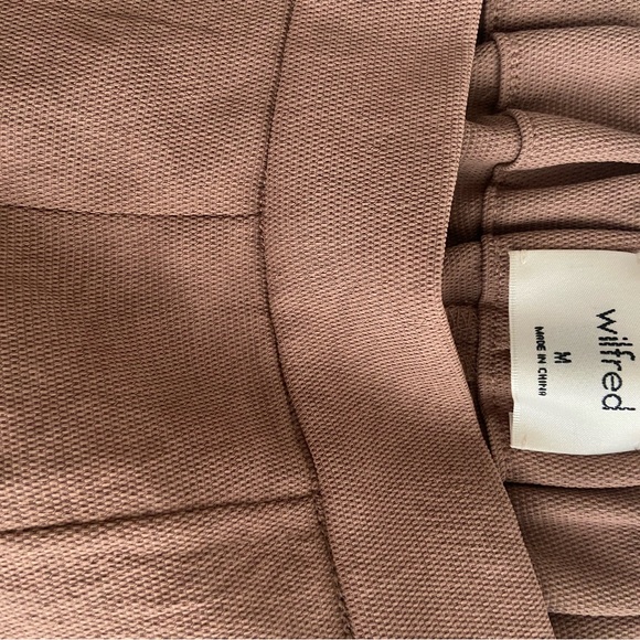 Wilfred Crepe Shorts - Picture 2 of 2